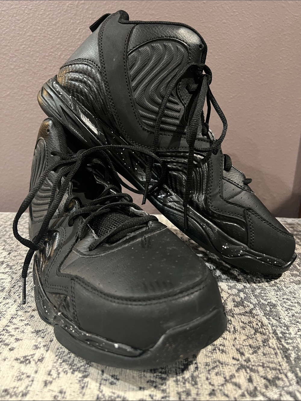 AND1 Men's Maverick high-top basketball size 10.5